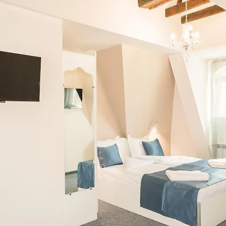 Family Belle Epoque Hotel 3*