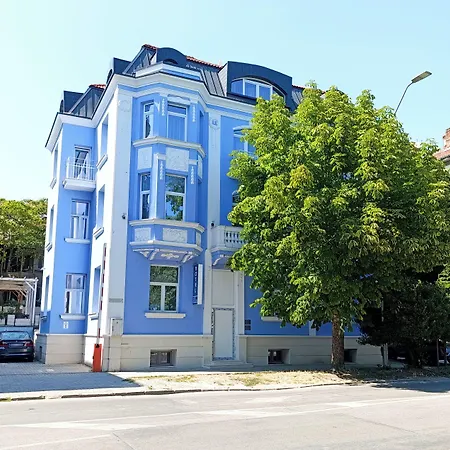 Family Belle Epoque Готель Варна